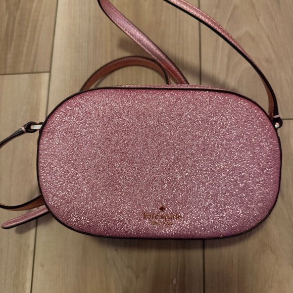 Kate Spade Glitter Camera Crossbody | Pink Sparkle | NWOT Condition - Picture 1 of 3